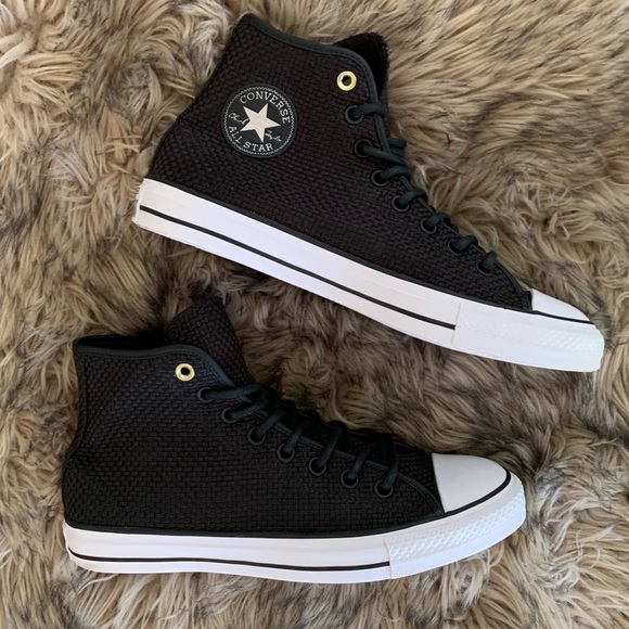 Converse Shoes - Converse chuck Taylor all star black woven white 8
